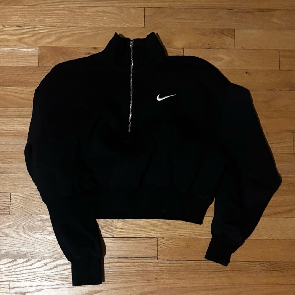 Nike Black Cropped Zip-Up